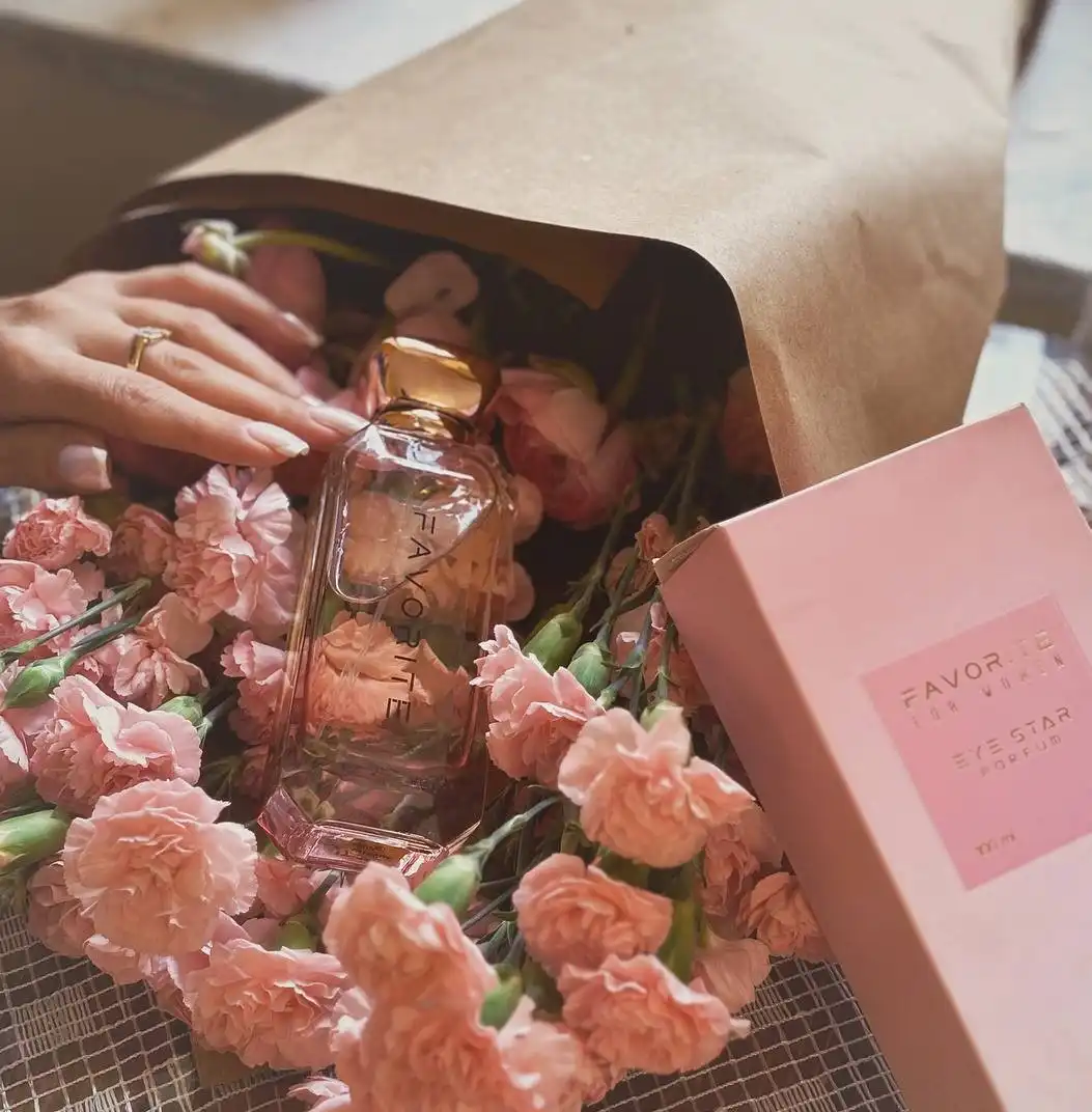 ادکلن زنانه با ماندگاری بالا و قیمت مناسب