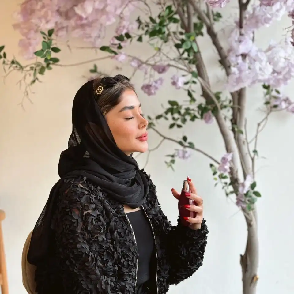 ادکلن زنانه خوشبو چی بخرم؟